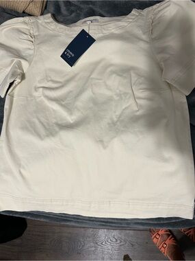 Crown & Ivy Cream Short Sleeve Top NWT